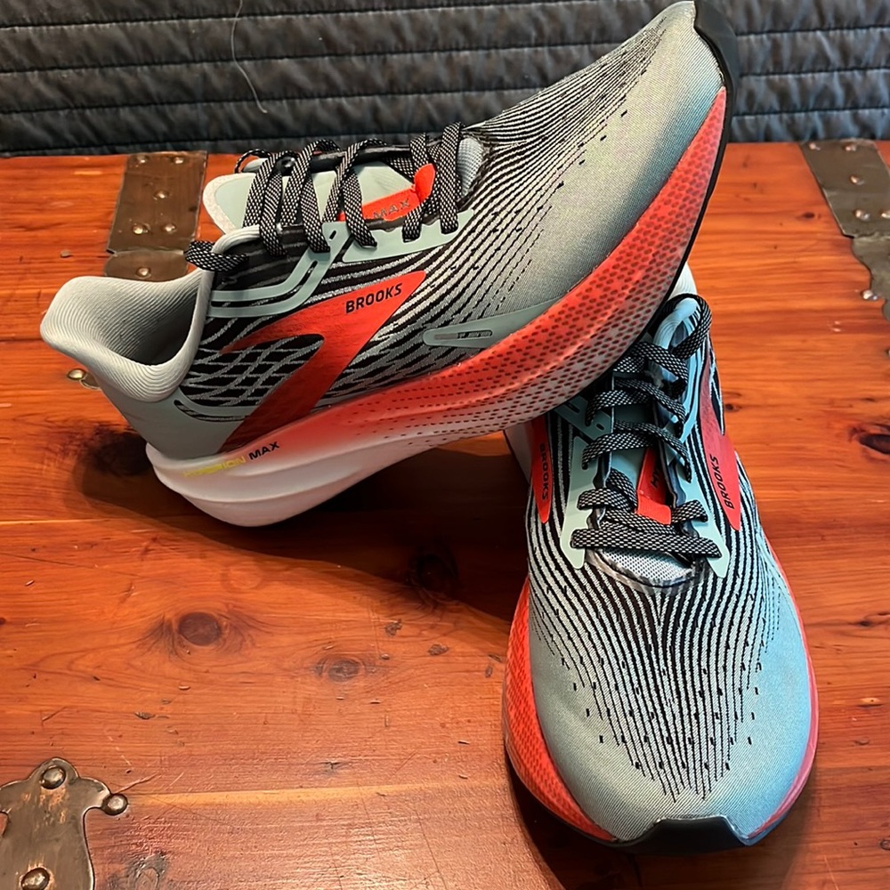 Brooks Hyperion Max